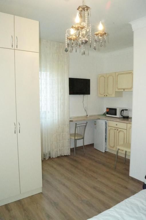 Гостевой дом Appartments near 7 km Prilimanskoye-23